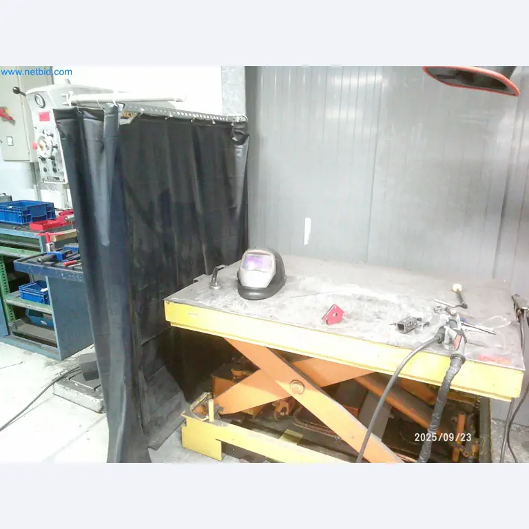 Maschinen und Anlagen aus der Automobilzuliefererindustrie-11