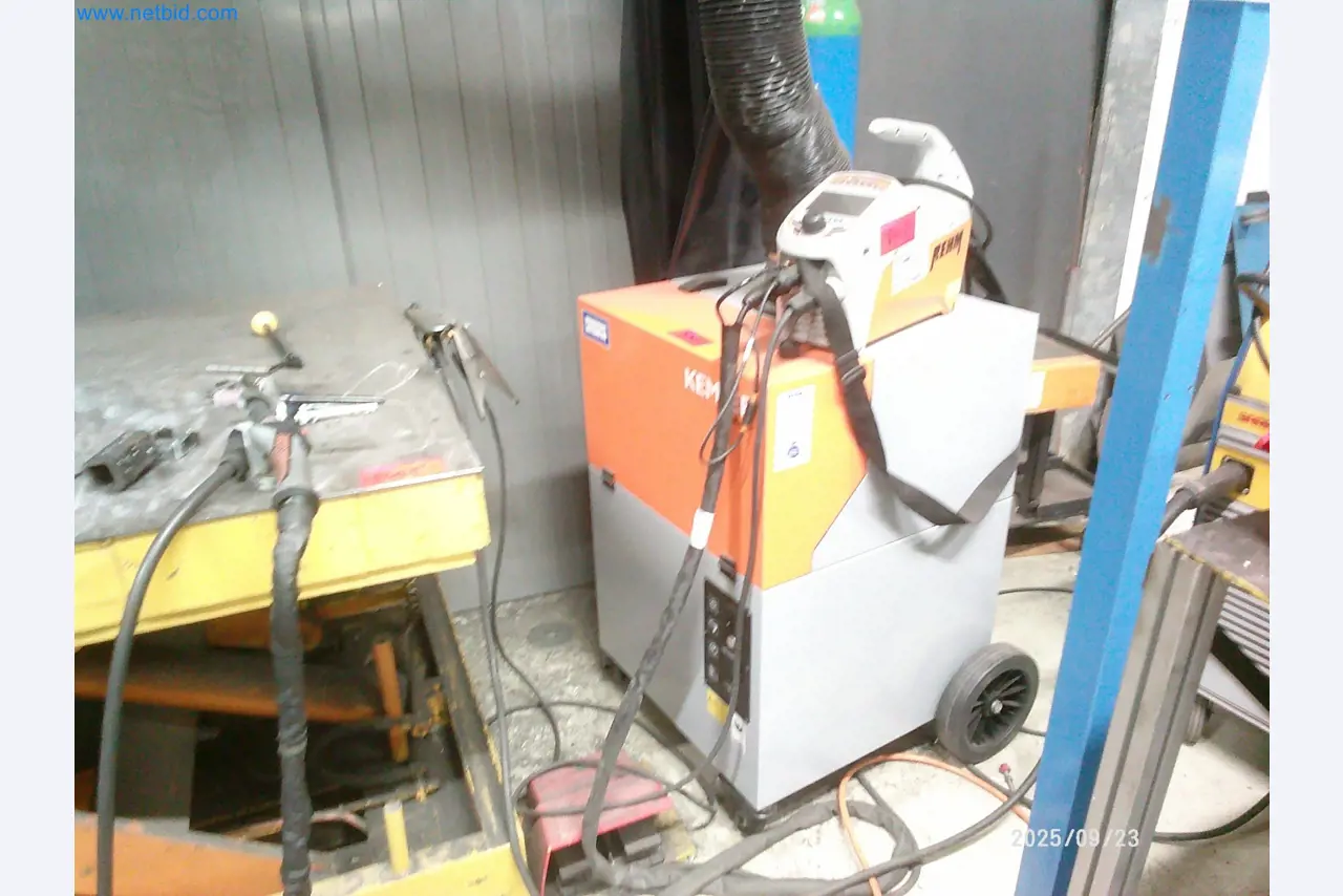 Maschinen und Anlagen aus der Automobilzuliefererindustrie-12