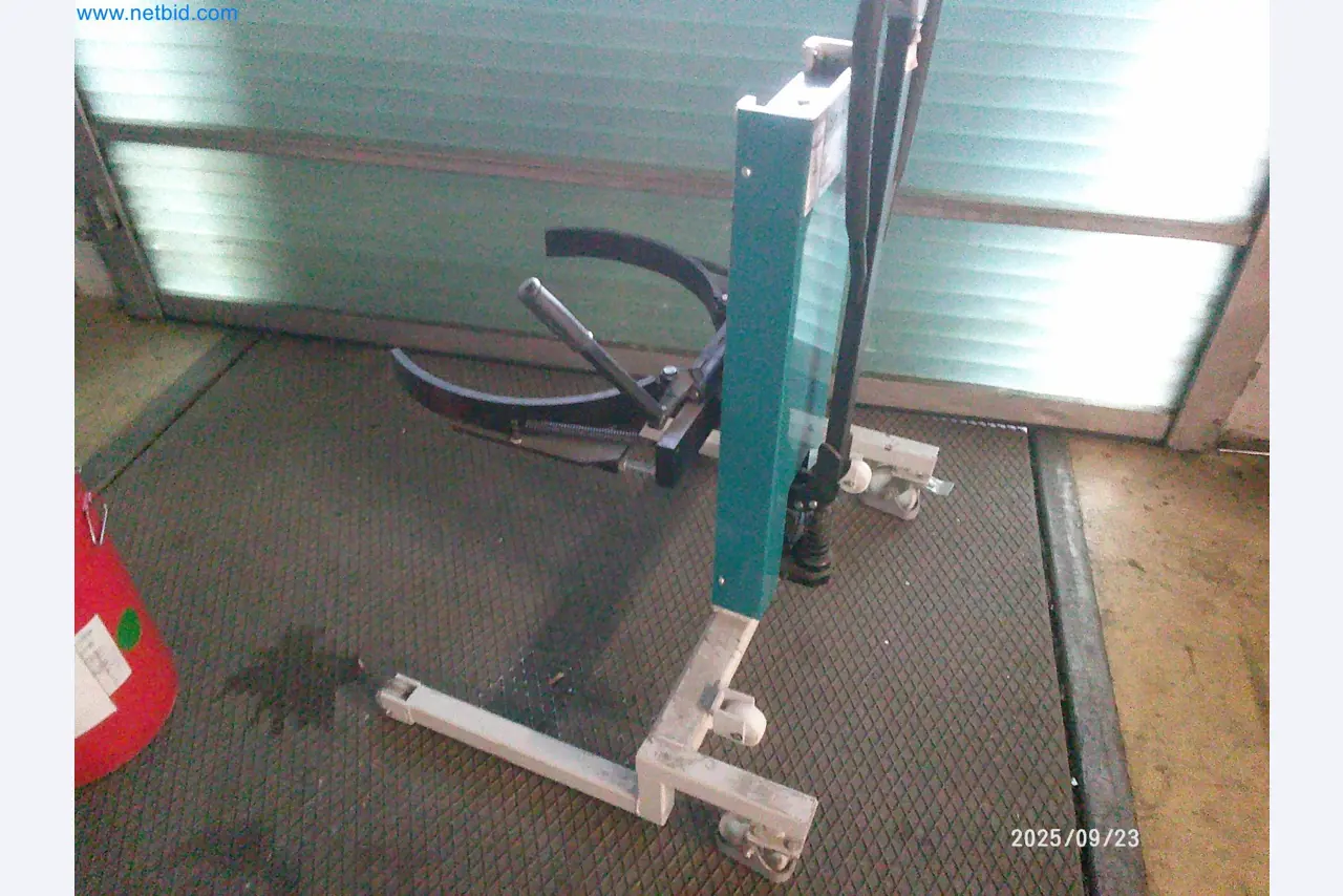 Stroje a systémy z oblasti dodávek pro automobilový průmysl-1