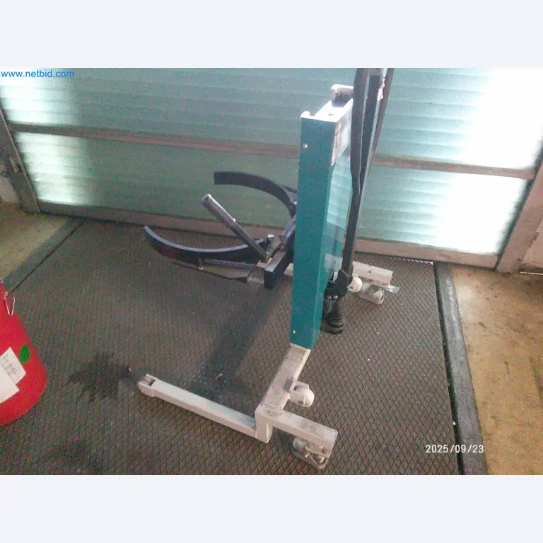 Stroje a systémy z oblasti dodávek pro automobilový průmysl-1