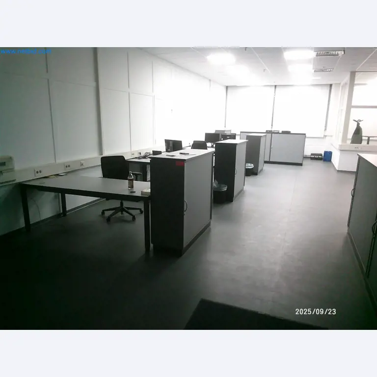 Maschinen und Anlagen aus der Automobilzuliefererindustrie-1