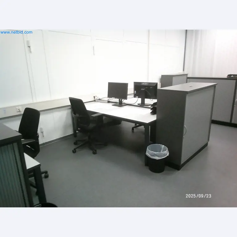 Maschinen und Anlagen aus der Automobilzuliefererindustrie-3