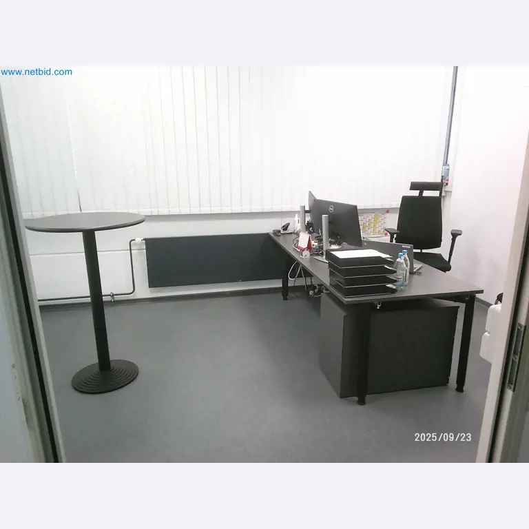 Maschinen und Anlagen aus der Automobilzuliefererindustrie-5