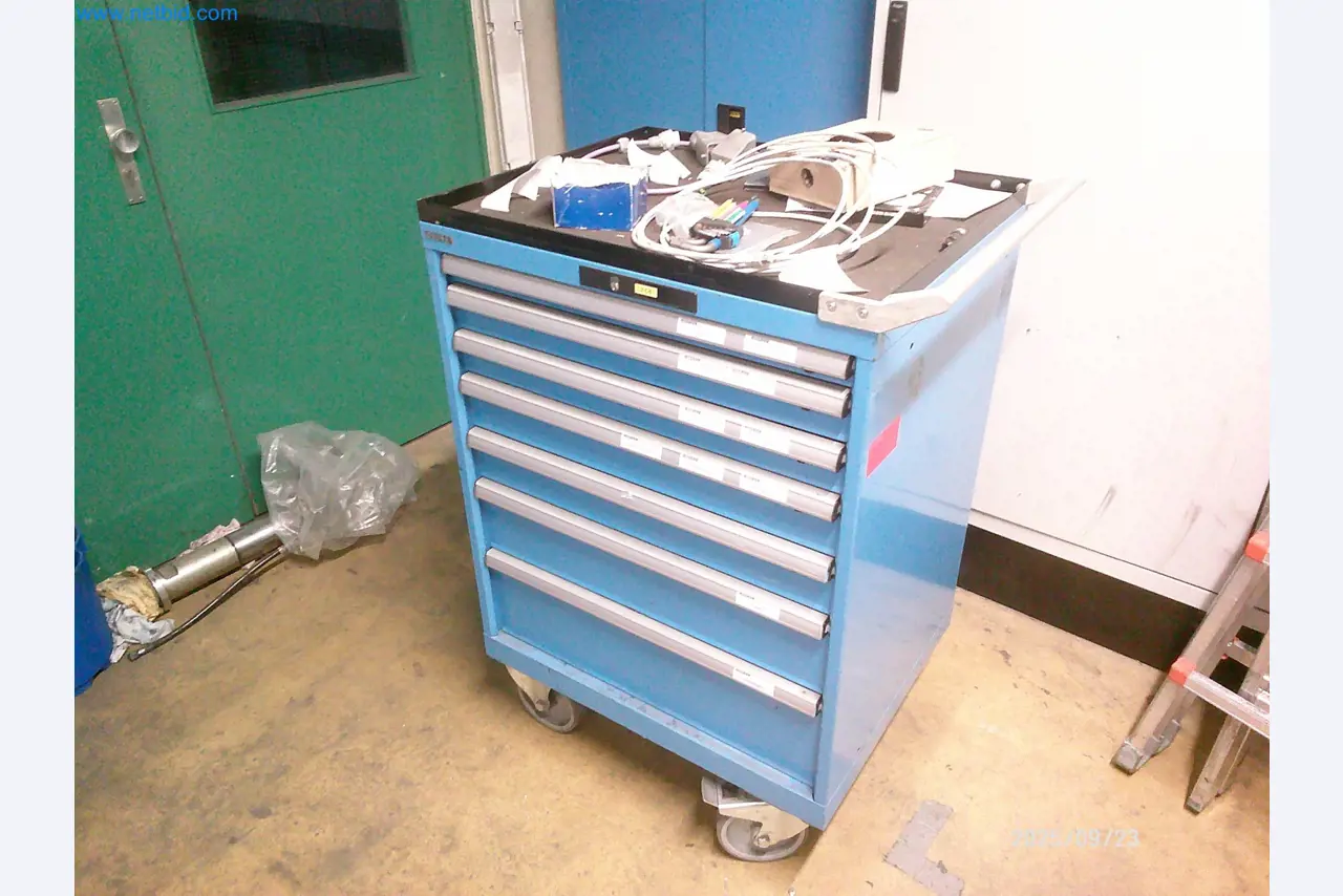 Maschinen und Anlagen aus der Automobilzuliefererindustrie-1