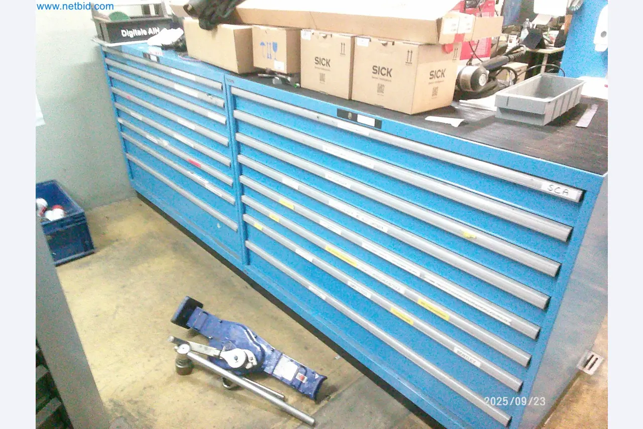 Maschinen und Anlagen aus der Automobilzuliefererindustrie-1