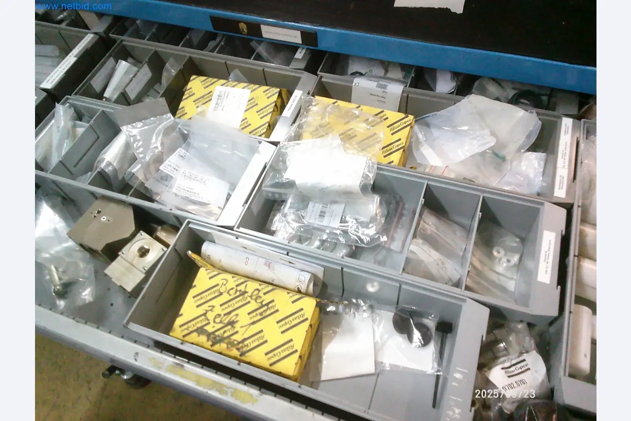 Maschinen und Anlagen aus der Automobilzuliefererindustrie-2