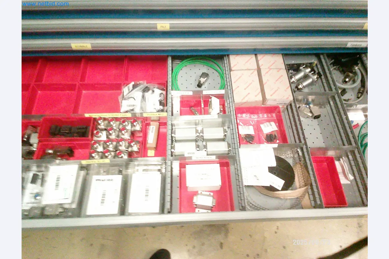 Máquinas e sistemas da indústria automóvel-4