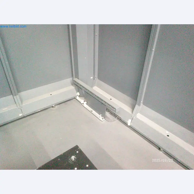 Maszyny i systemy z branży motoryzacyjnej-12