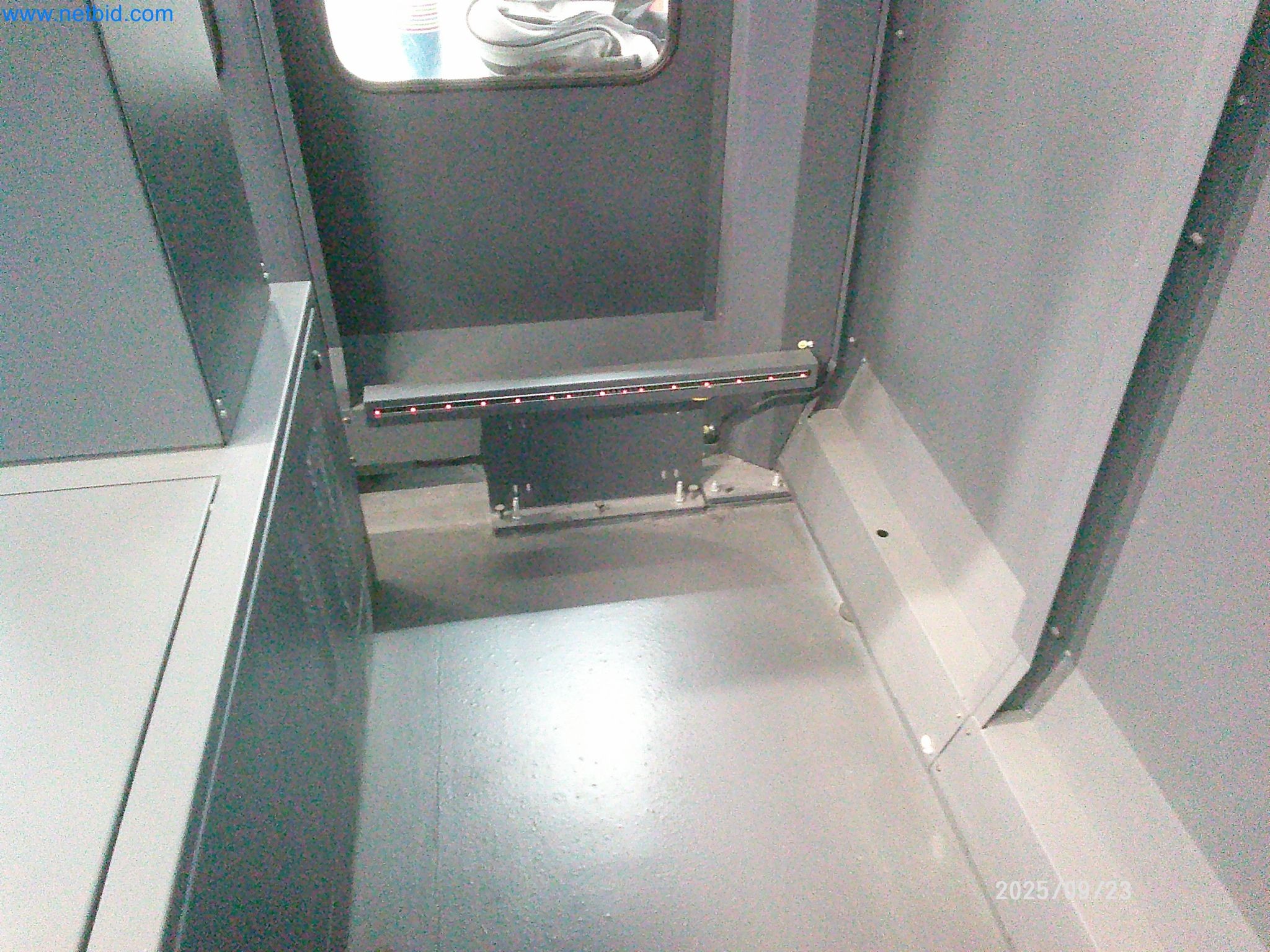 Stroji in sistemi iz avtomobilske industrije-13