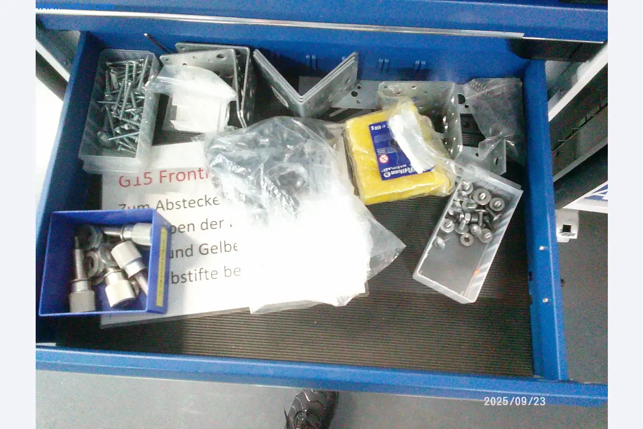 Maschinen und Anlagen aus der Automobilzuliefererindustrie-3