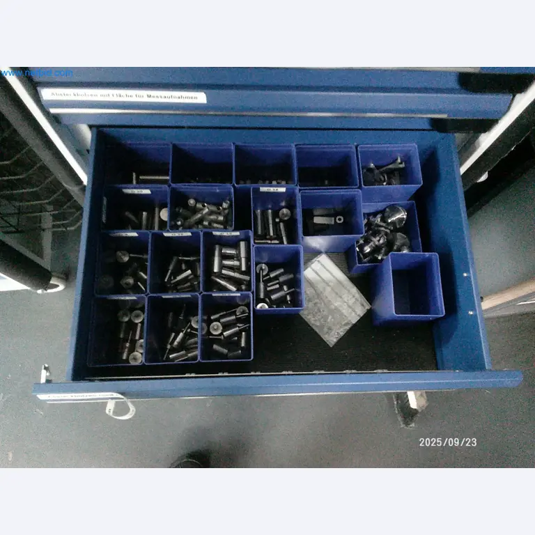 Maschinen und Anlagen aus der Automobilzuliefererindustrie-4