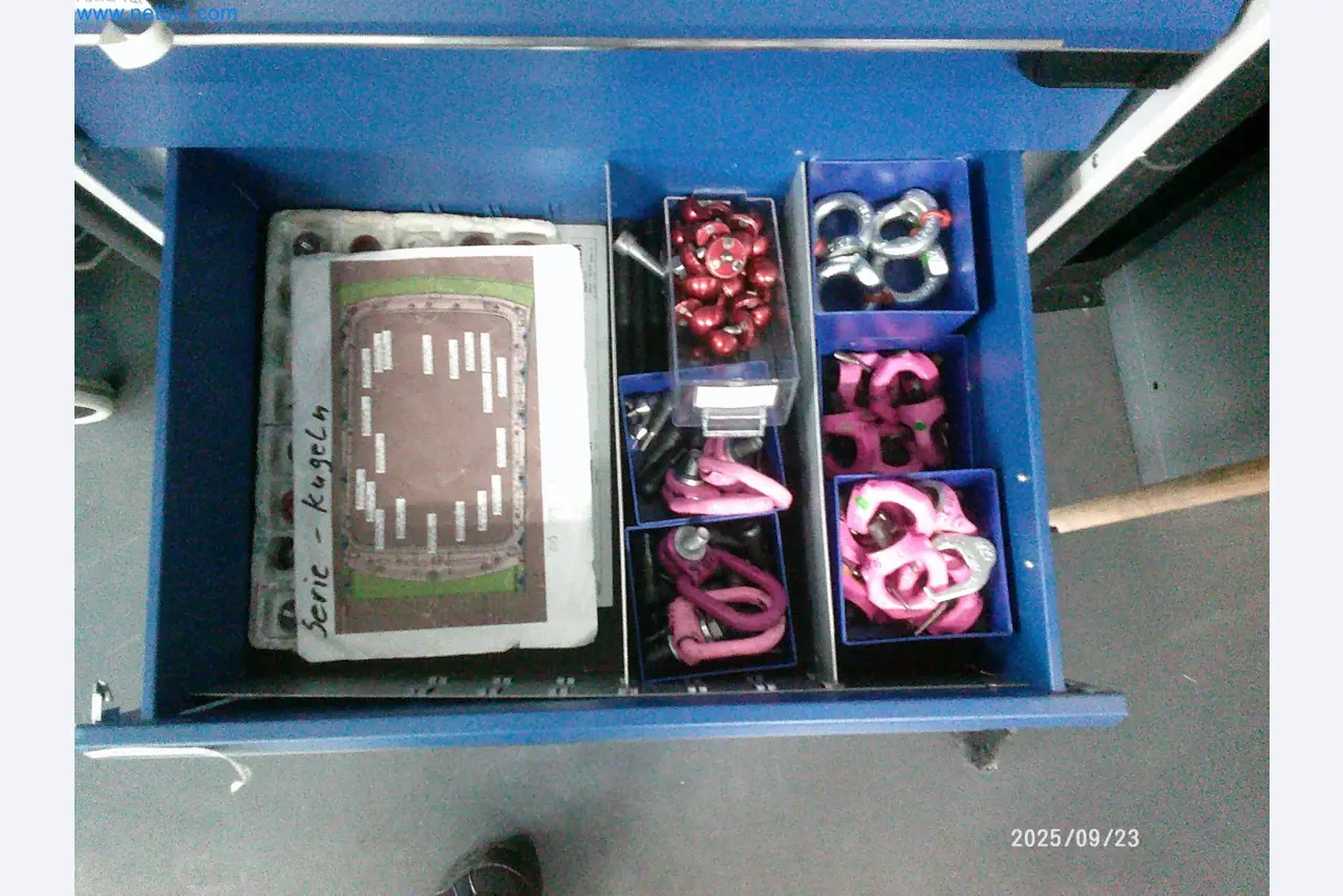 Maschinen und Anlagen aus der Automobilzuliefererindustrie-5