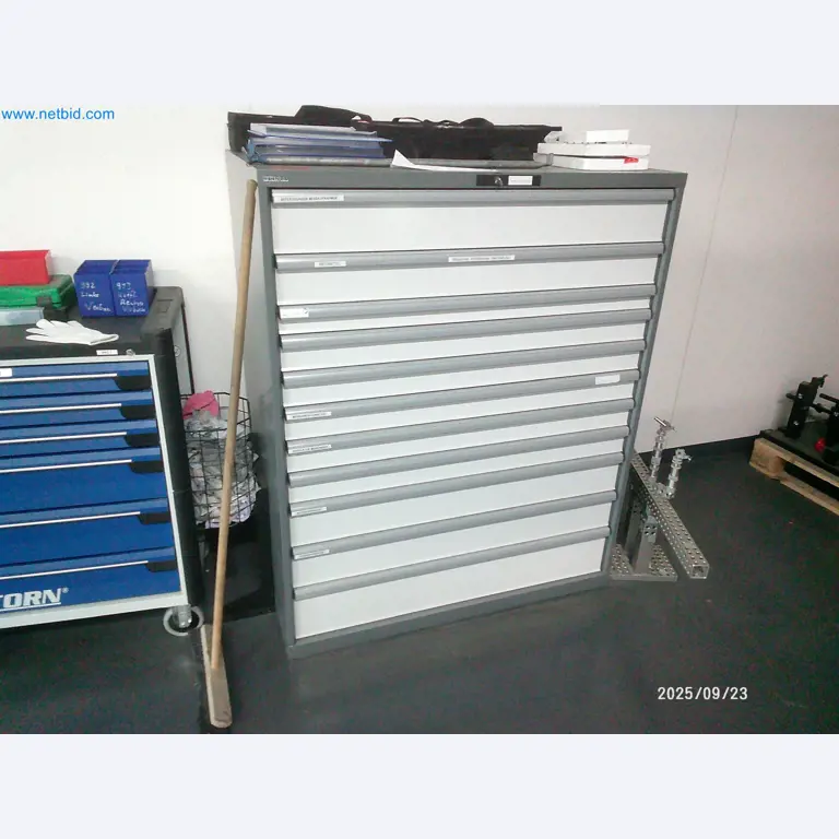 Maschinen und Anlagen aus der Automobilzuliefererindustrie-1