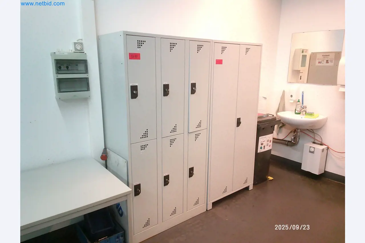 Maschinen und Anlagen aus der Automobilzuliefererindustrie-2