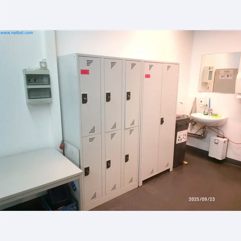 Maschinen und Anlagen aus der Automobilzuliefererindustrie-2