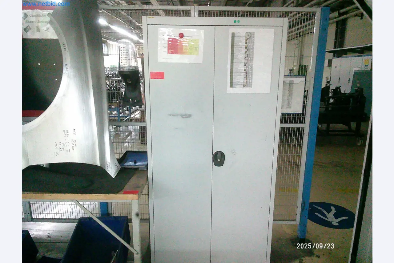 Maschinen und Anlagen aus der Automobilzuliefererindustrie-5