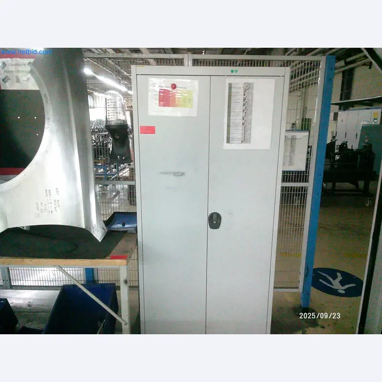 Maschinen und Anlagen aus der Automobilzuliefererindustrie-5