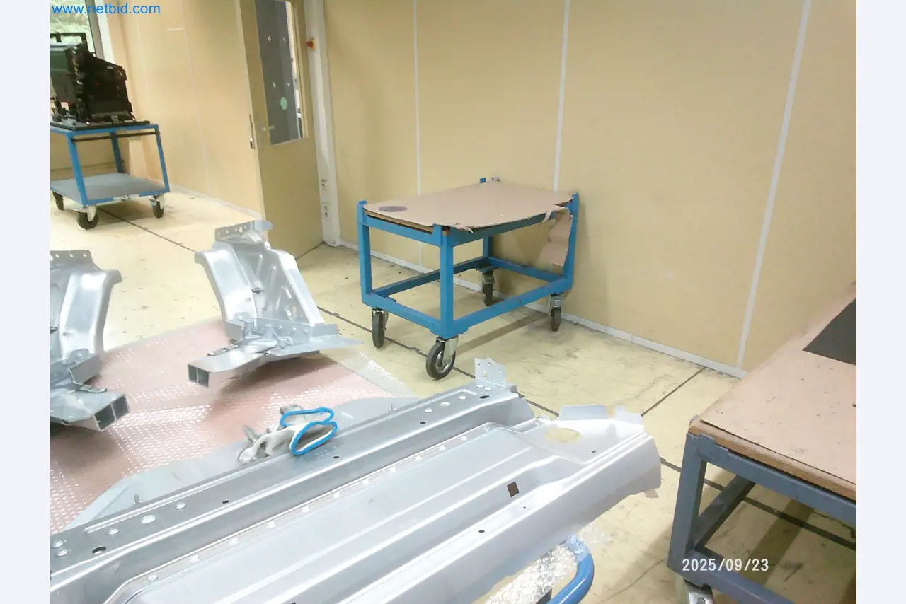 Maschinen und Anlagen aus der Automobilzuliefererindustrie-4