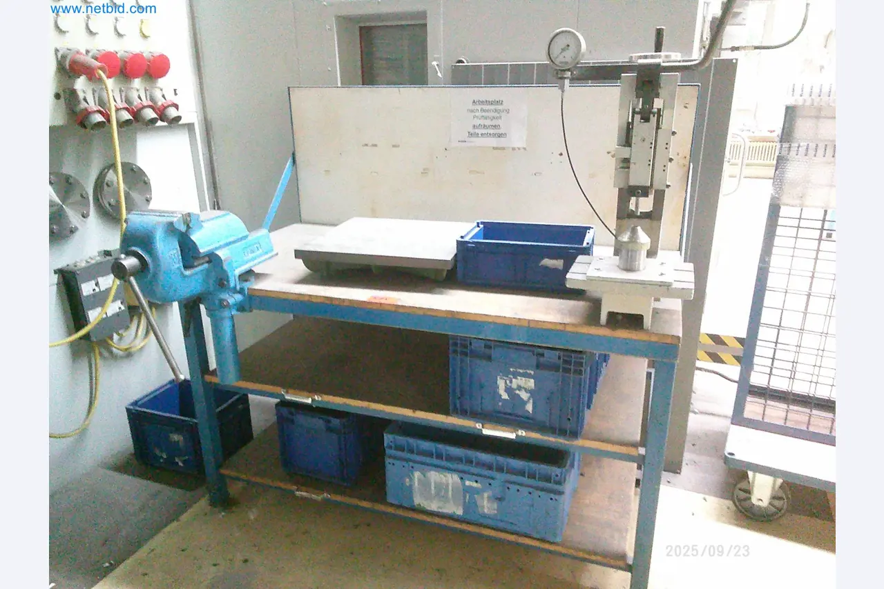 Maschinen und Anlagen aus der Automobilzuliefererindustrie-1