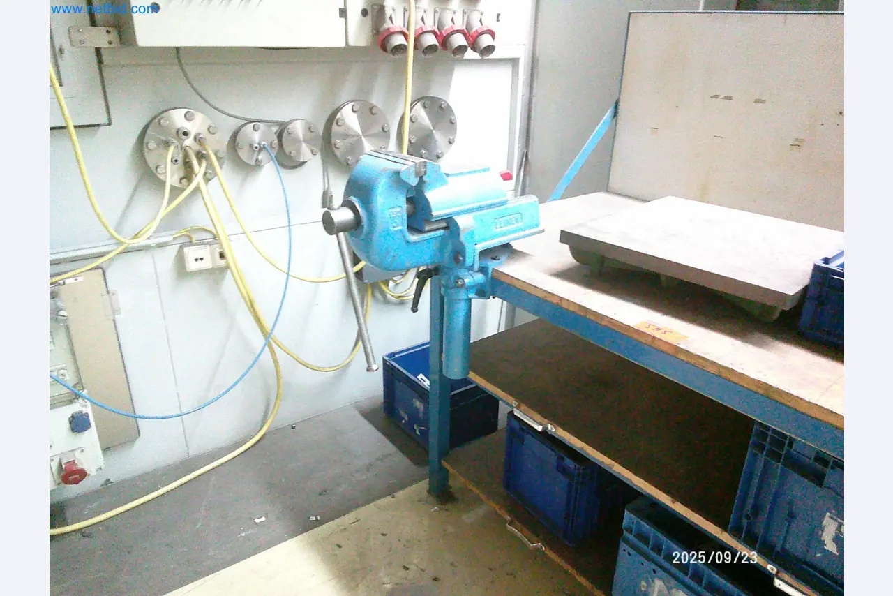 Maschinen und Anlagen aus der Automobilzuliefererindustrie-4