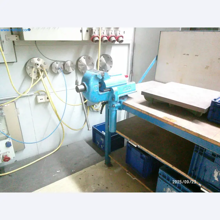 Maschinen und Anlagen aus der Automobilzuliefererindustrie-4