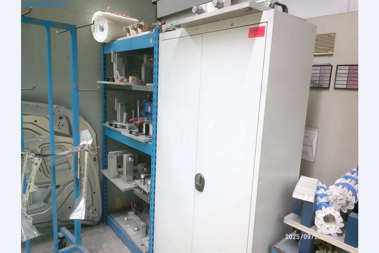 Maschinen und Anlagen aus der Automobilzuliefererindustrie-1