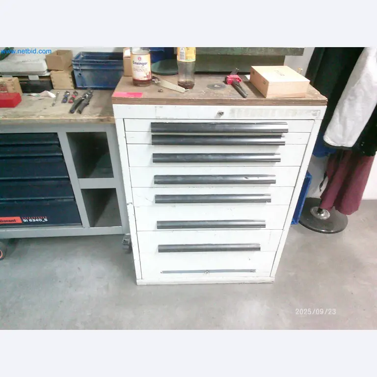 Maschinen und Anlagen aus der Automobilzuliefererindustrie-4