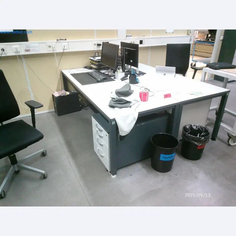 Maschinen und Anlagen aus der Automobilzuliefererindustrie-1