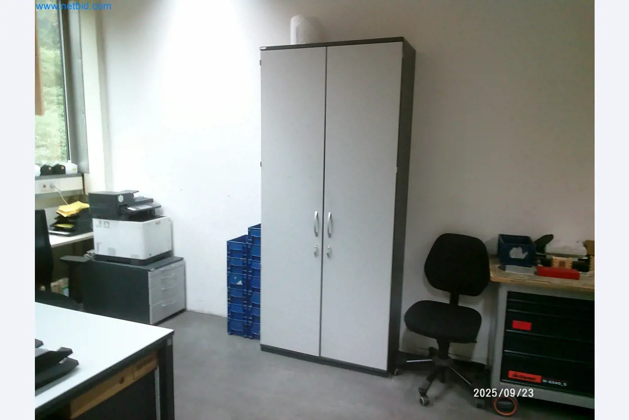 Maschinen und Anlagen aus der Automobilzuliefererindustrie-3