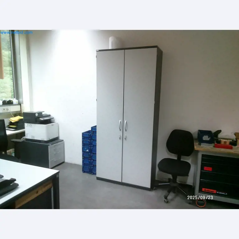 Maschinen und Anlagen aus der Automobilzuliefererindustrie-3