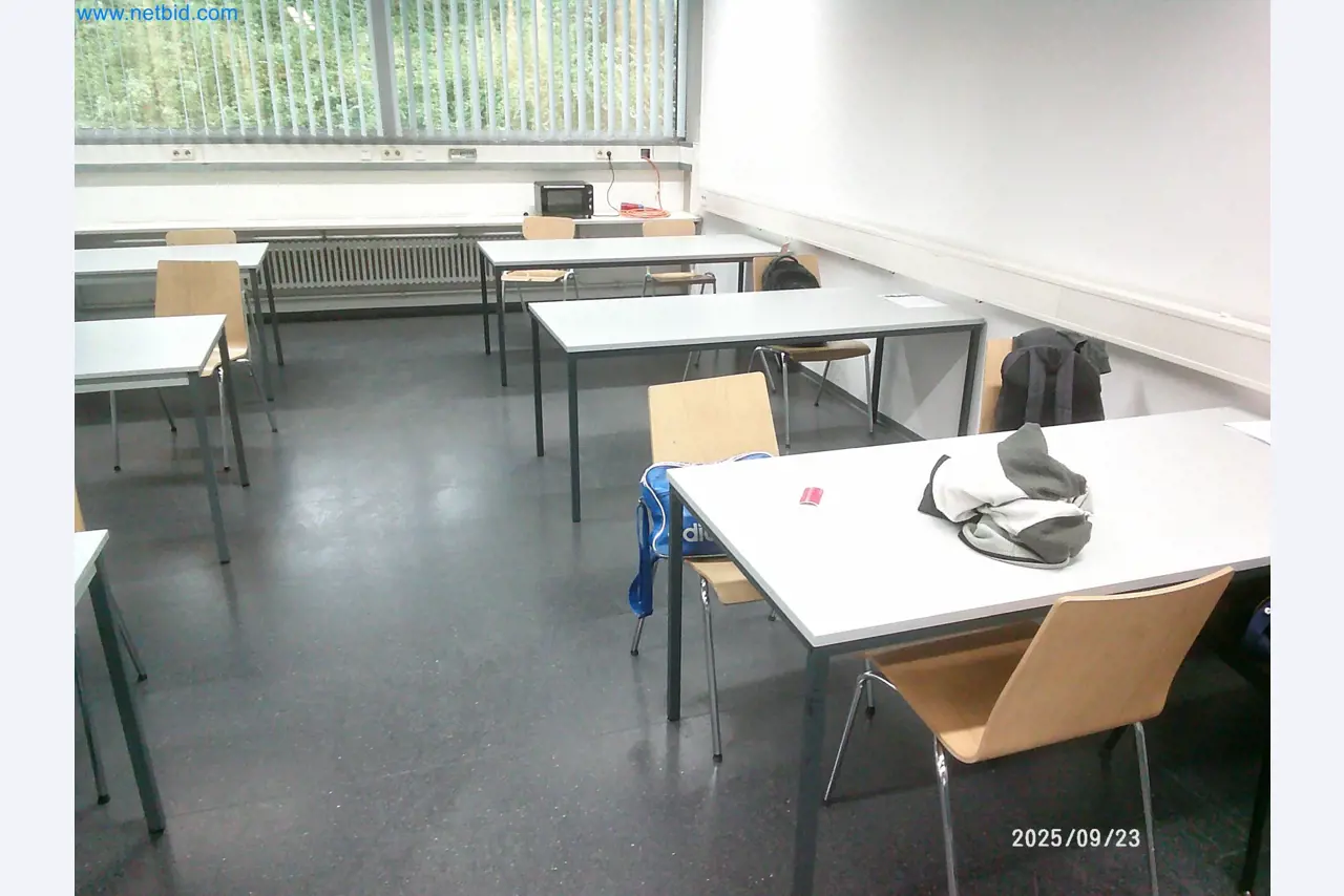 Maschinen und Anlagen aus der Automobilzuliefererindustrie-5