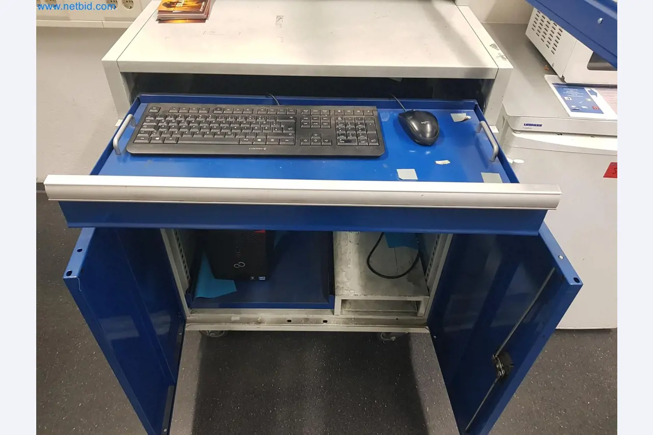 Maschinen und Anlagen aus der Automobilzuliefererindustrie-3