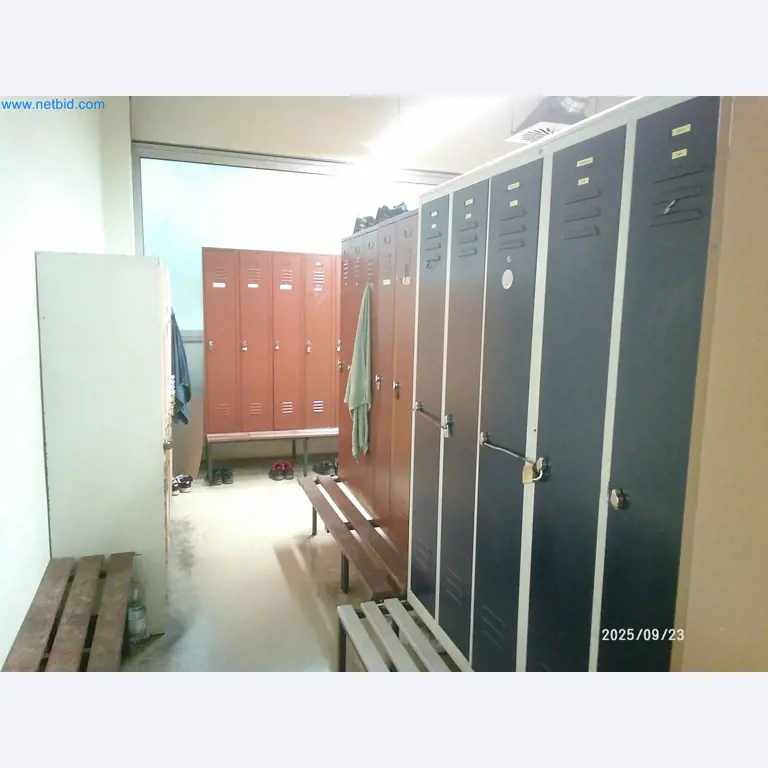 Maschinen und Anlagen aus der Automobilzuliefererindustrie-3