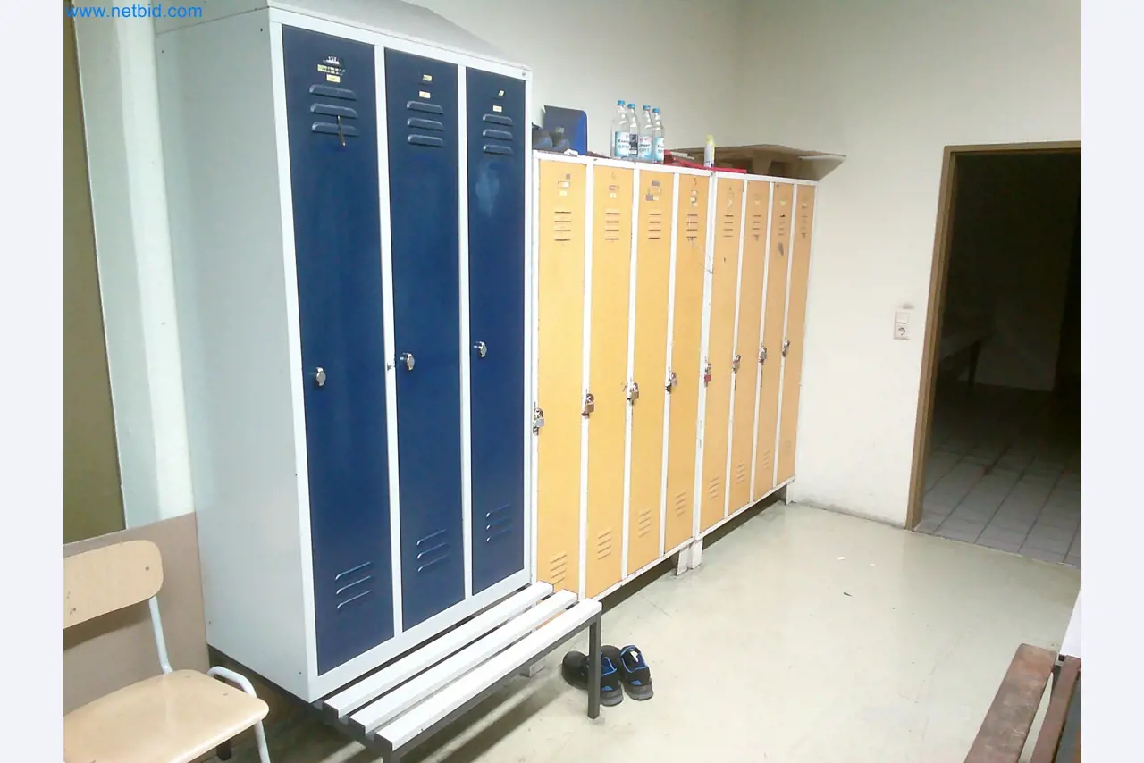 Maschinen und Anlagen aus der Automobilzuliefererindustrie-4