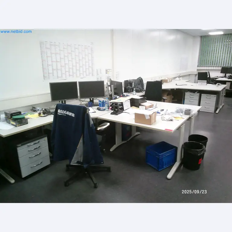 Maschinen und Anlagen aus der Automobilzuliefererindustrie-1