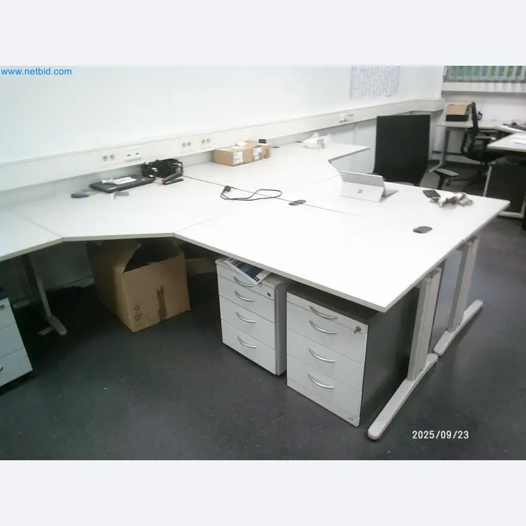 Maschinen und Anlagen aus der Automobilzuliefererindustrie-2