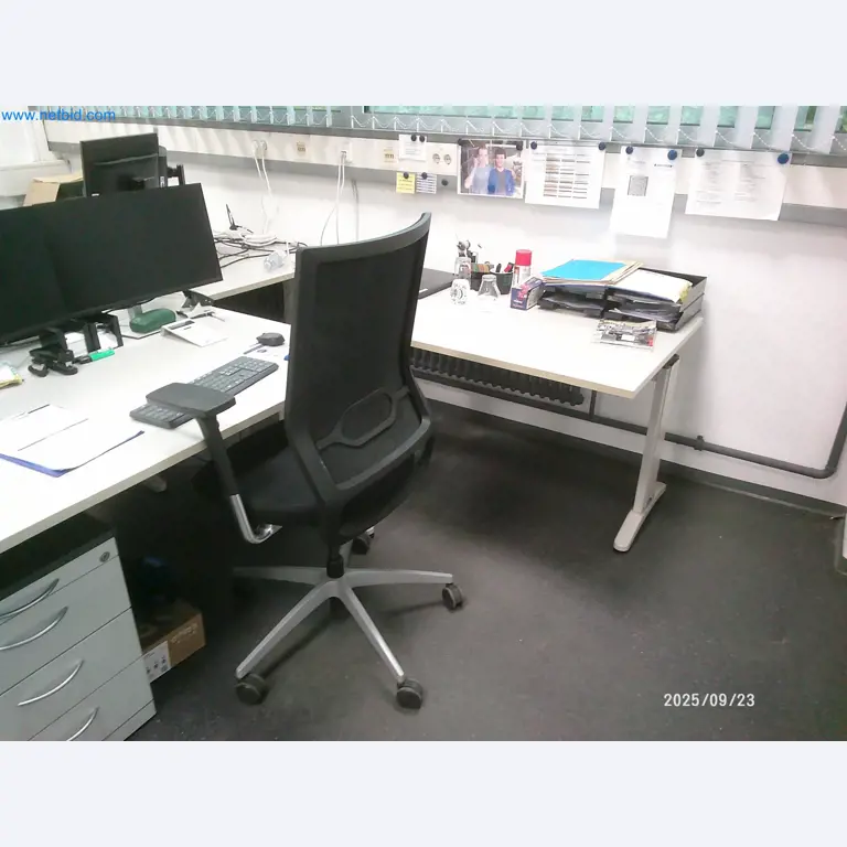 Maschinen und Anlagen aus der Automobilzuliefererindustrie-2