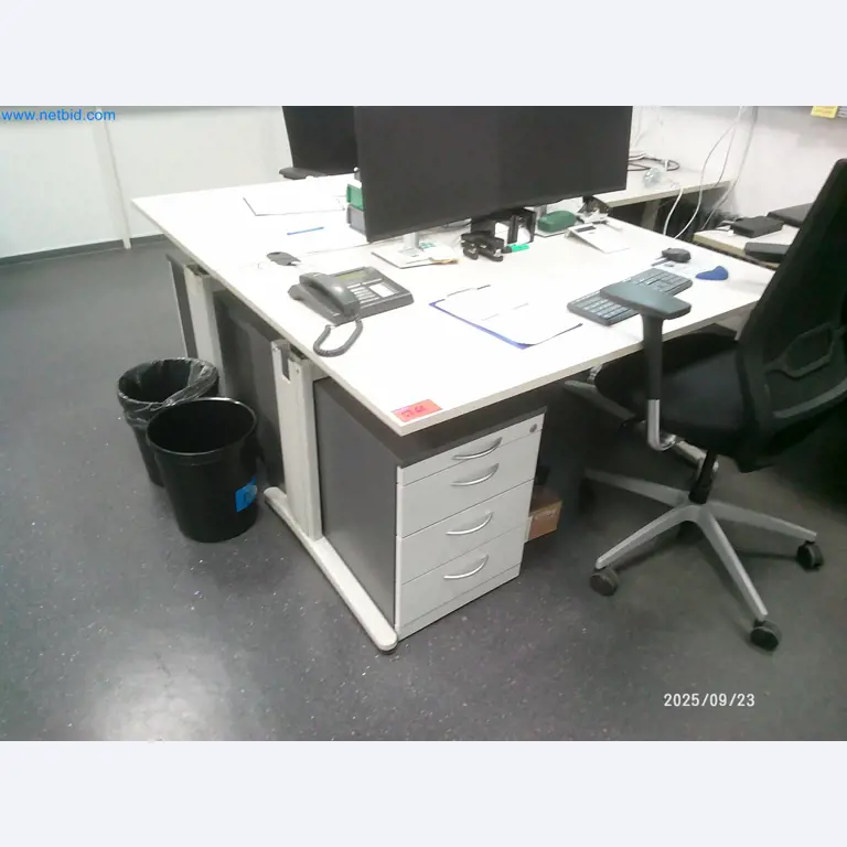 Maschinen und Anlagen aus der Automobilzuliefererindustrie-3