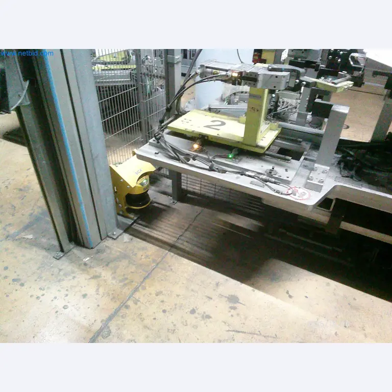 Maschinen und Anlagen aus der Automobilzuliefererindustrie-11