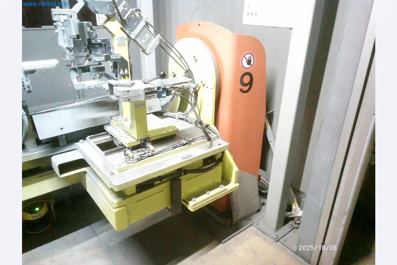 Maschinen und Anlagen aus der Automobilzuliefererindustrie-16