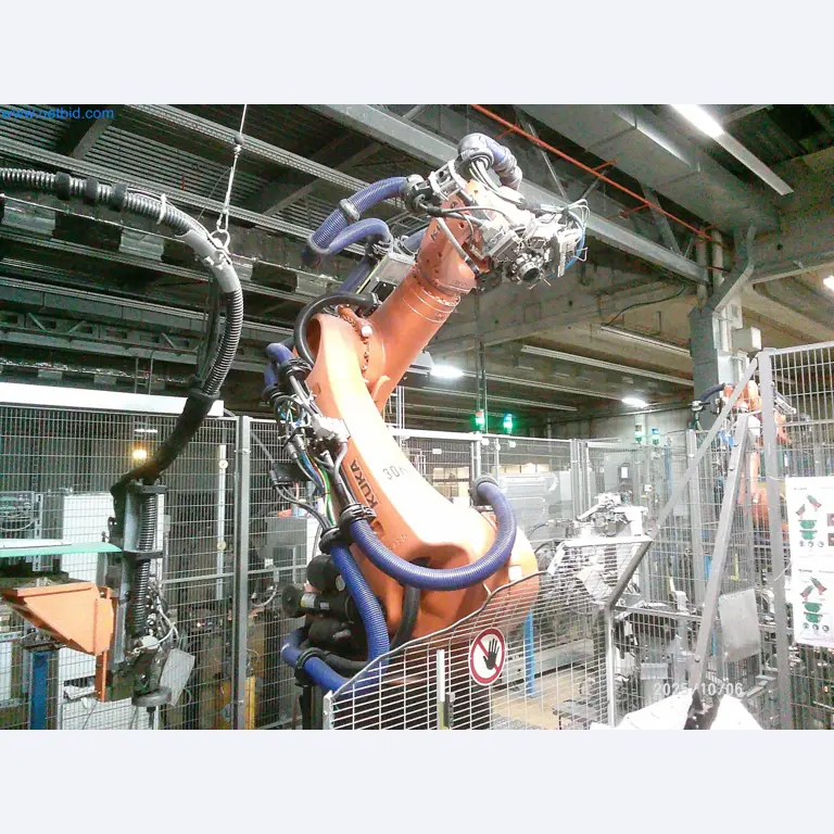 Maschinen und Anlagen aus der Automobilzuliefererindustrie-24