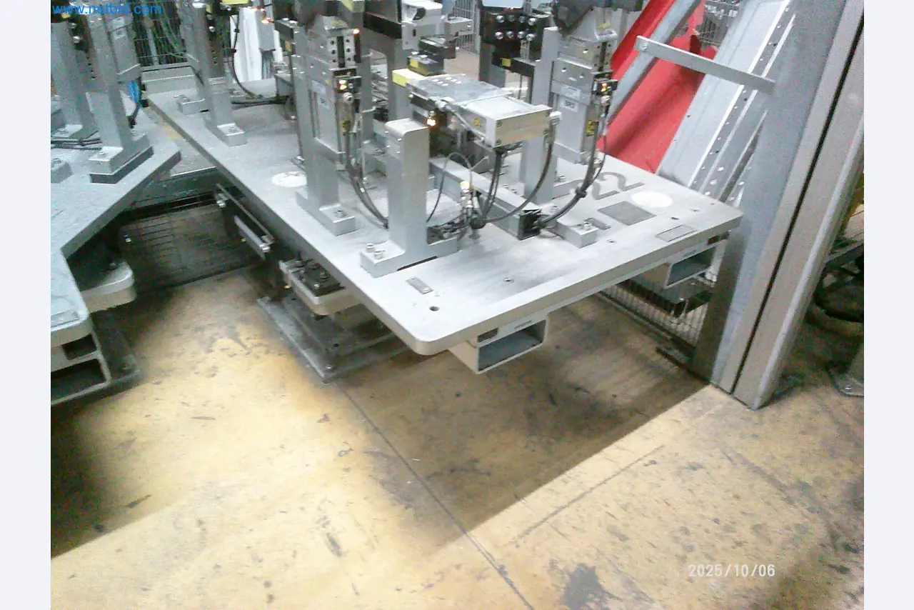 Maschinen und Anlagen aus der Automobilzuliefererindustrie-29