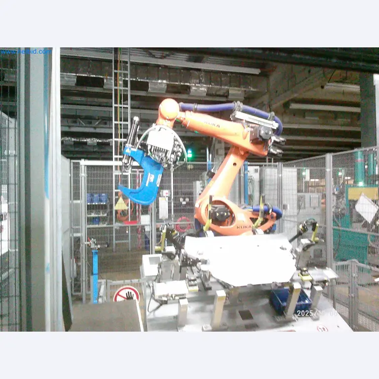 Maschinen und Anlagen aus der Automobilzuliefererindustrie-31