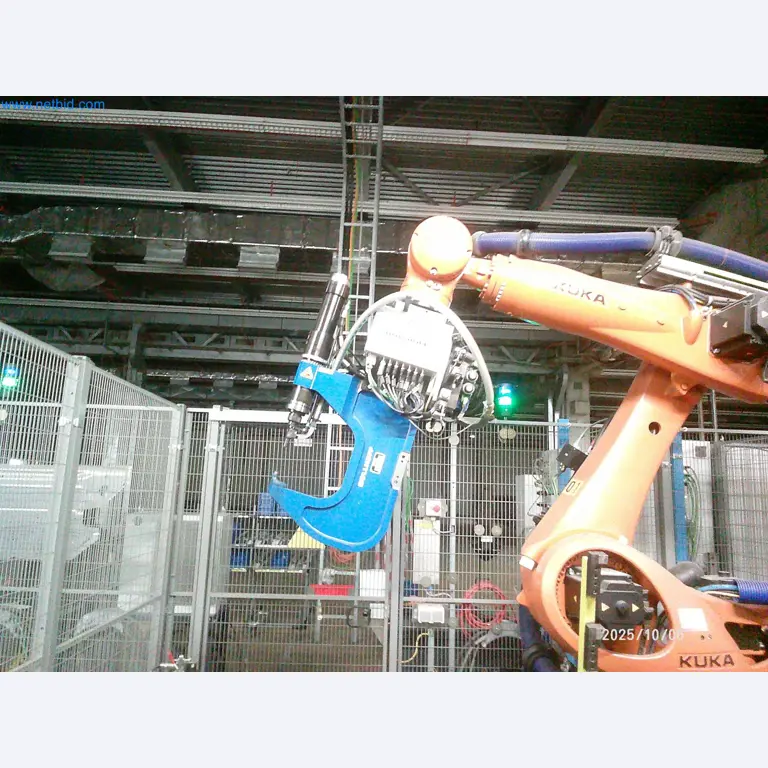 Maschinen und Anlagen aus der Automobilzuliefererindustrie-32