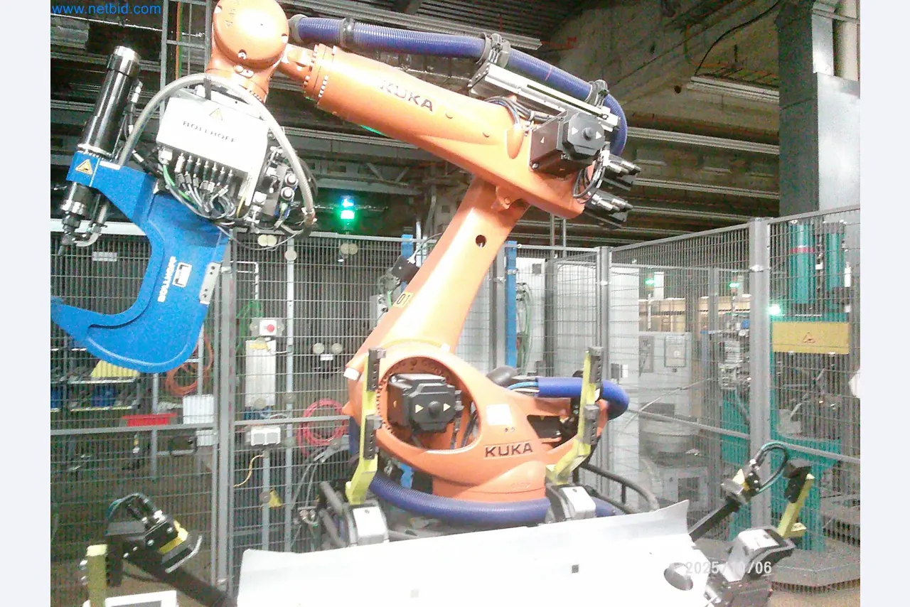 Maschinen und Anlagen aus der Automobilzuliefererindustrie-33