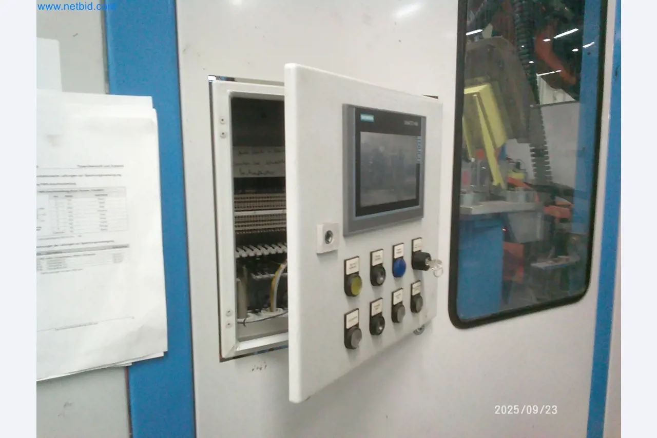 Maschinen und Anlagen aus der Automobilzuliefererindustrie-12