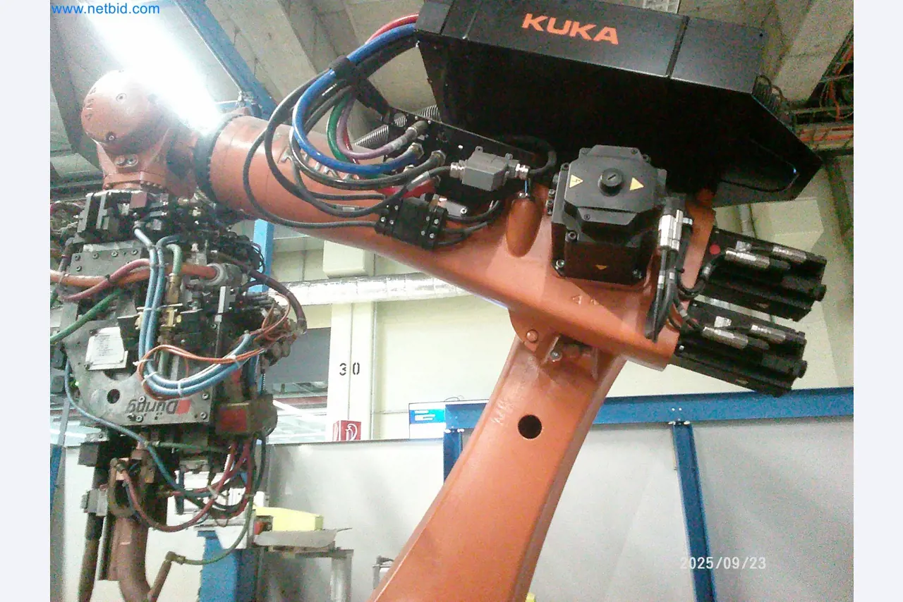 Maschinen und Anlagen aus der Automobilzuliefererindustrie-4