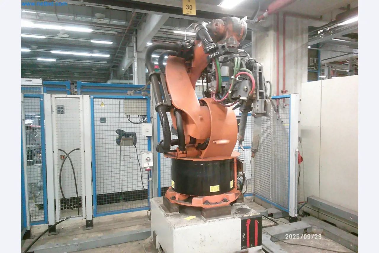 Maschinen und Anlagen aus der Automobilzuliefererindustrie-3