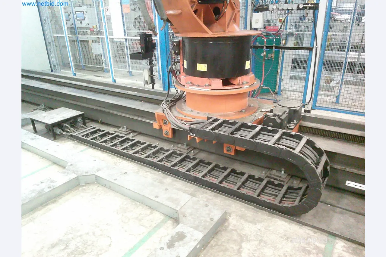 Maschinen und Anlagen aus der Automobilzuliefererindustrie-7