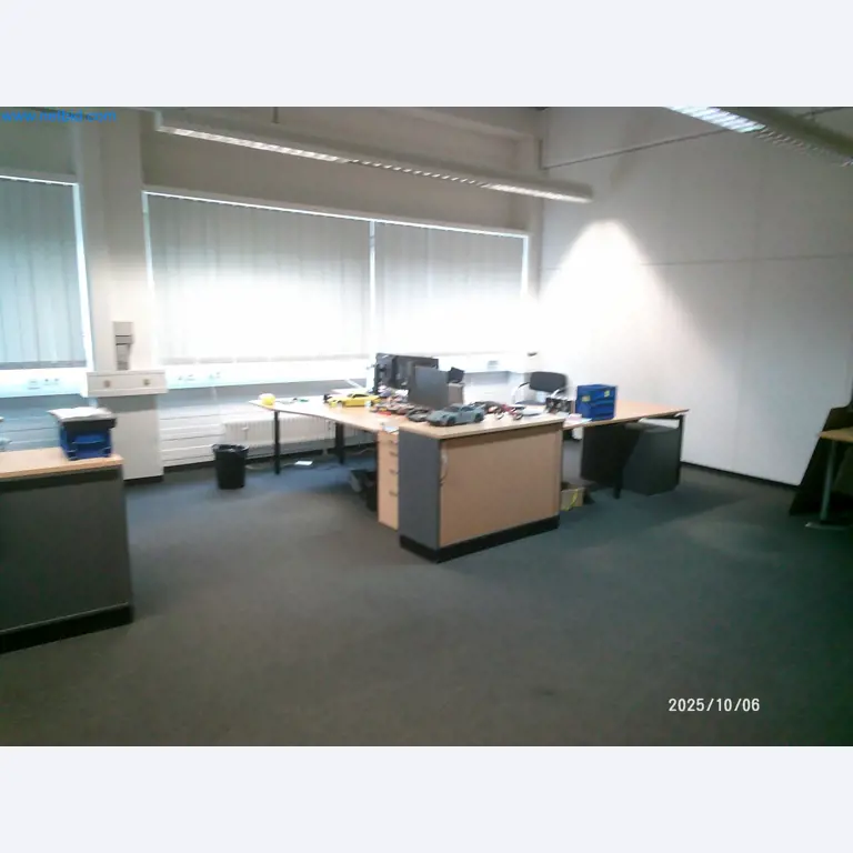 Maschinen und Anlagen aus der Automobilzuliefererindustrie-2